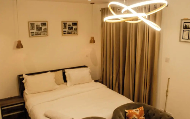 Premium Suite