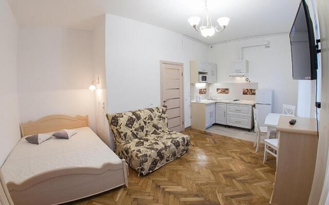 Apartment on Doroshenka 12