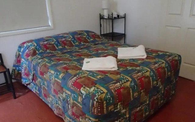 Y Motels Kingaroy