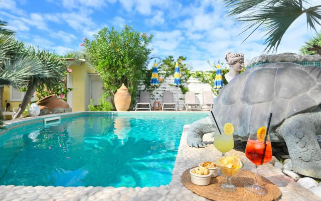 La Villa Resort & Spa