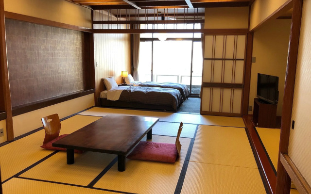 Atami Kinjokan