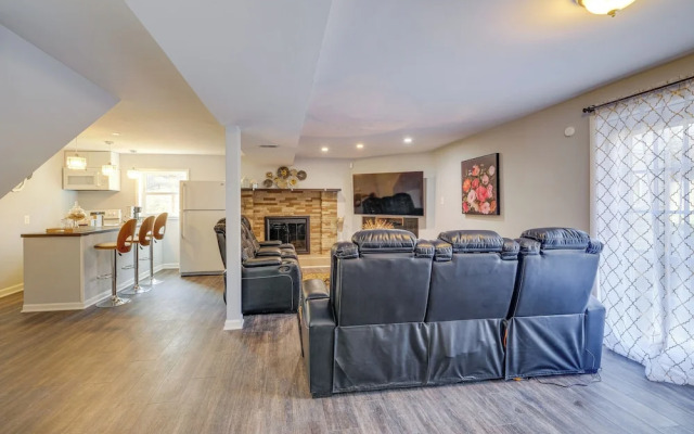 Pet-friendly Woodbridge Retreat Near Potomac Mills