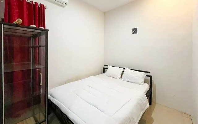 Oma Kost 3 Probolinggo Mitra RedDoorz