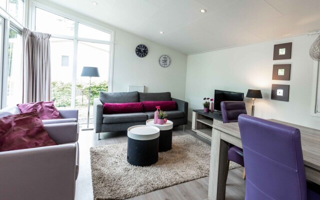Chalet in a Holiday Park Park De Veluwe