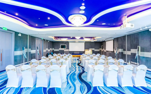 Centara Sonrisa Residences & Suites Sriracha