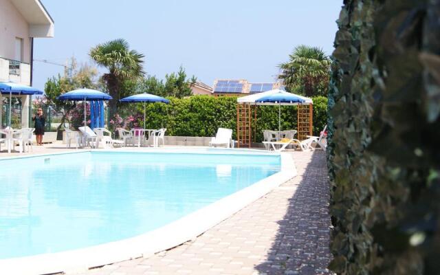 Polena Residence Hotel