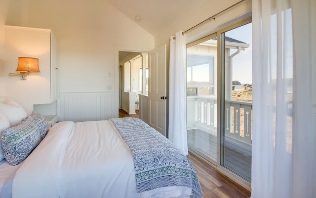 Beachfront Bandon Vacation Rental w/ Ocean View!