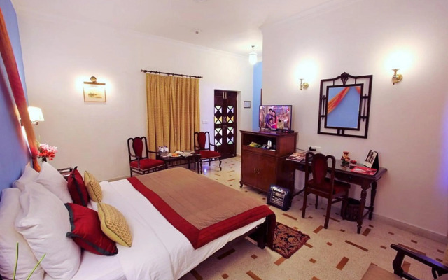 Hotel Rawalkot