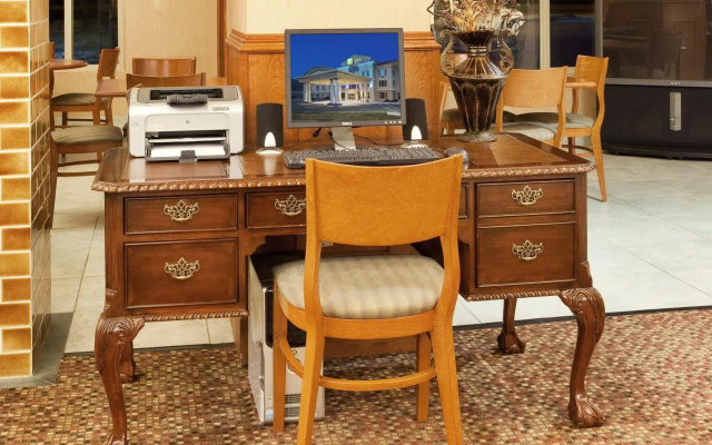 Holiday Inn Express & Suites Carson City by IHG