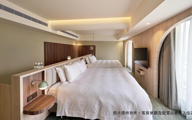 Howard Lake Resort Shihmen Dam