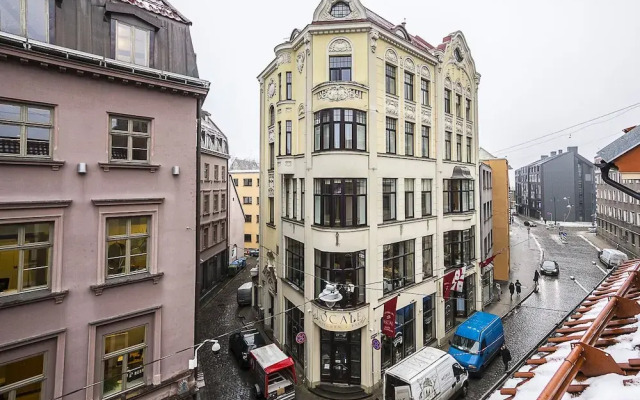 Rentapart Oldtown Apartments