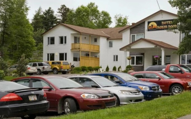 Hotel Robin Hood and Suites