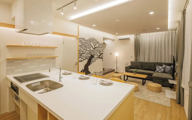 Tokyo Sky Suite Hotel