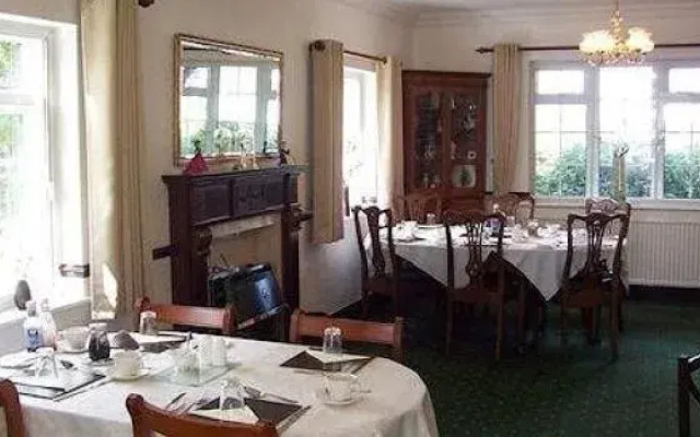 Oakland House