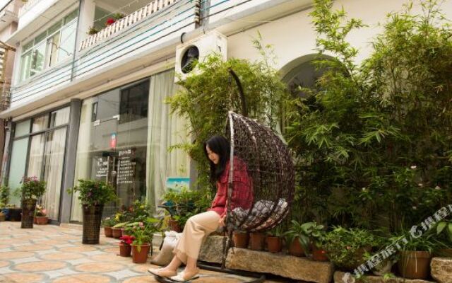 There Is An Inn (Shenzhen Dapeng)