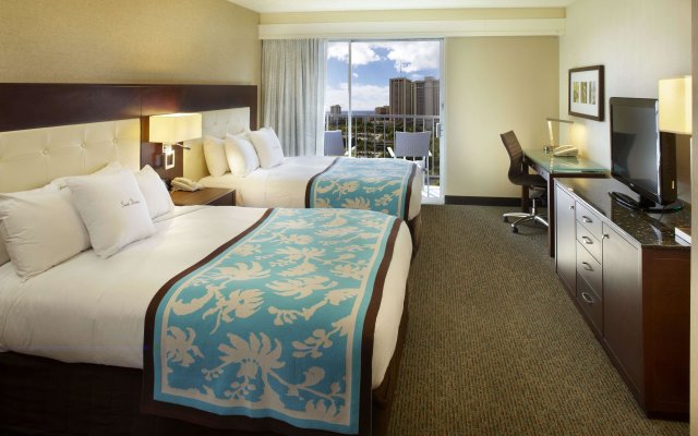 DoubleTree by Hilton Hotel Alana - Waikiki Beach