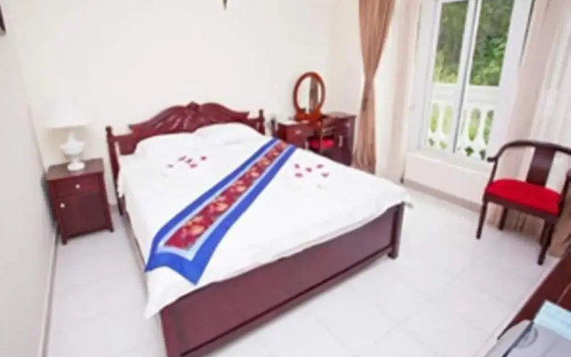 Nathalie's Vung Tau Restaurant & Hotel