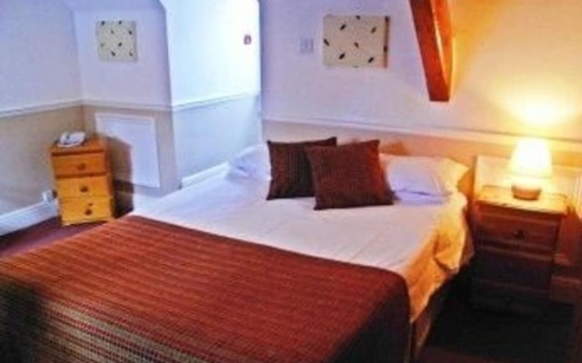 Crown Hotel Brackley