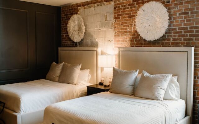 Hatchery Riverside Hotel & Event Venue