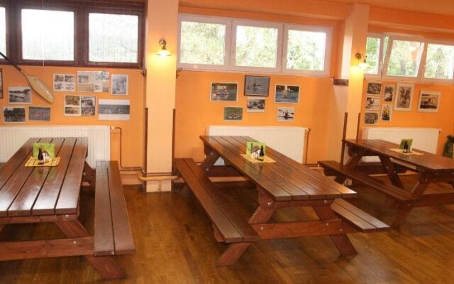 Hostel Boathouse