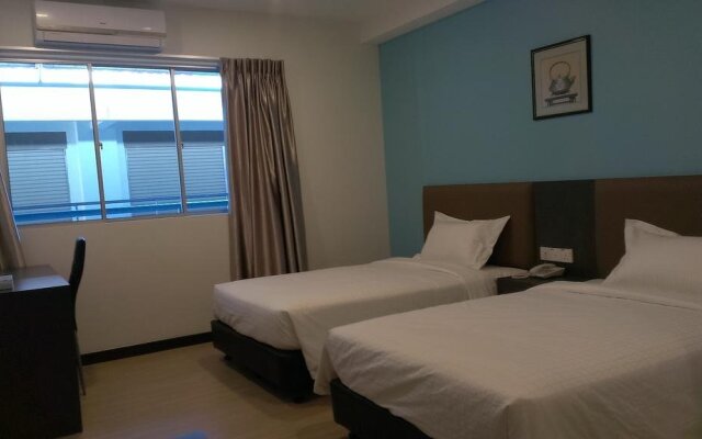 MJ Hotel