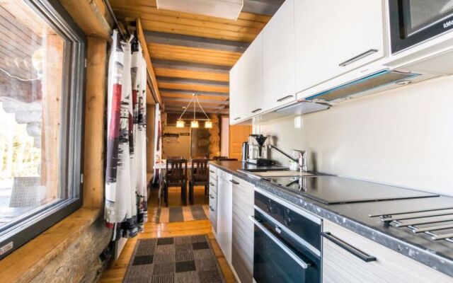 Mustalampi 2 kurkiaura