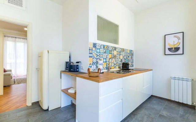Stanzione Classy Flat at Vomero Central
