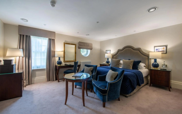 Rushton Hall Hotel & SPA