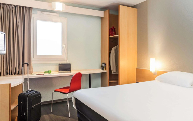 ibis Thonon Centre Hotel