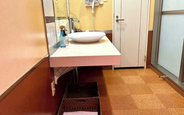 Fuji Outlet Hot Spring Hotel