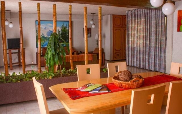 Capital O Suites Del Sol
