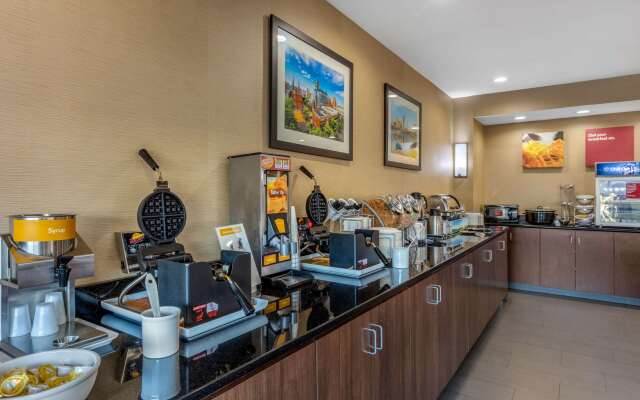 Comfort Suites Pelham Hoover I-65