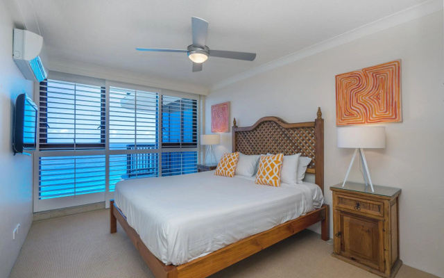 Surfers Aquarius – Guest Rooms – Gold Coast
