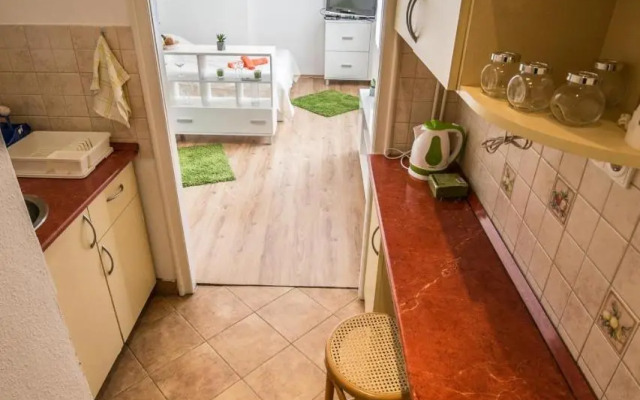 Balzac Apartment