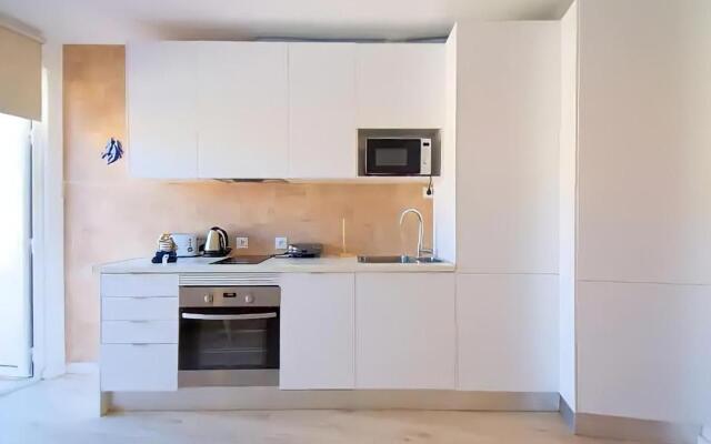 3 min walking to the beach