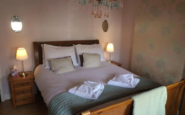 Tyrosa Rooms