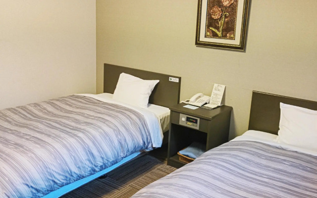 Hotel Route Inn Court Ina