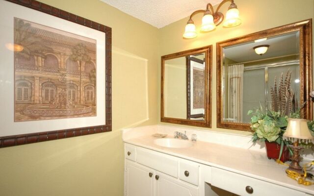 Shoreline 1043 Condo by RedAwning