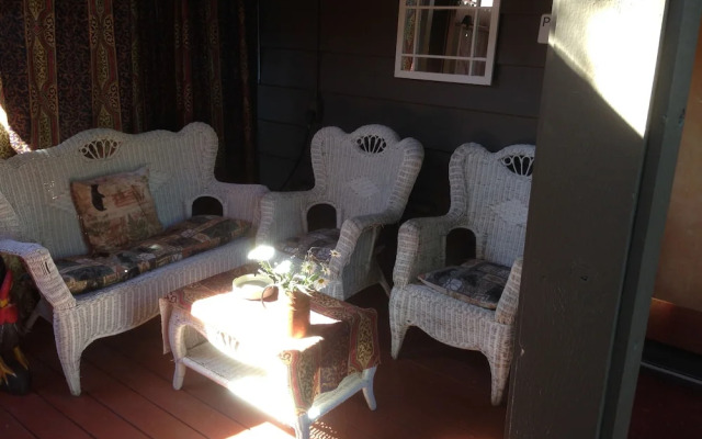Anchorage Walkabout Town B&B