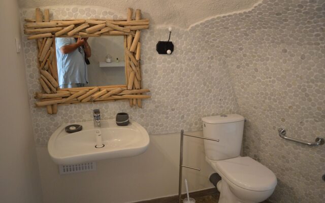 La Fontaine de La Chapiniere B&B