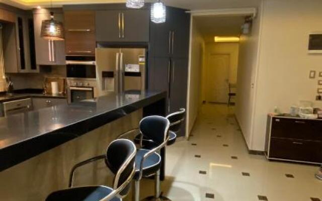 Royal Luxury Apartment with Gorgeous Sea View