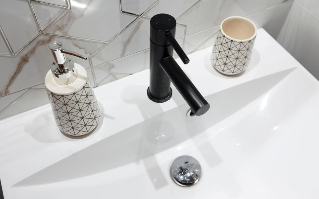 E13 Exclusive Studio