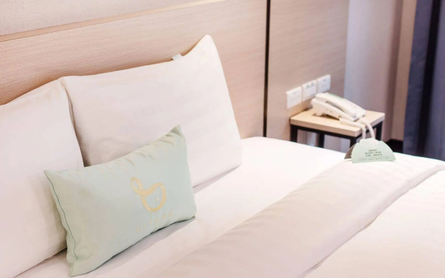 Liyaou Hotel