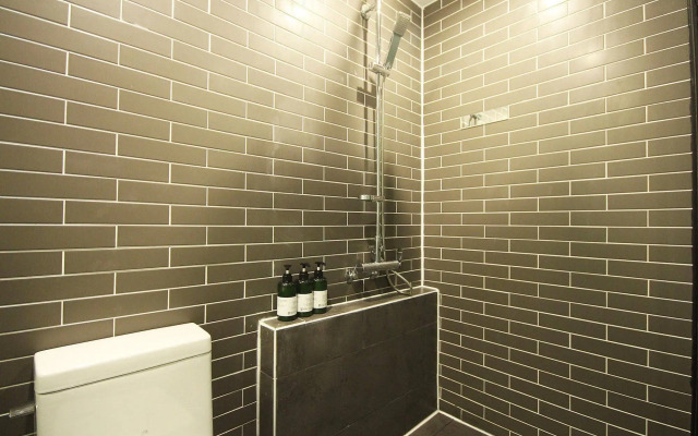 Mini hotel may nampo