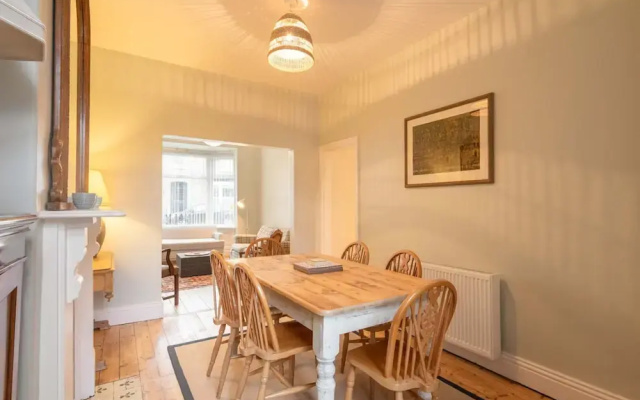 Host Stay Heather House