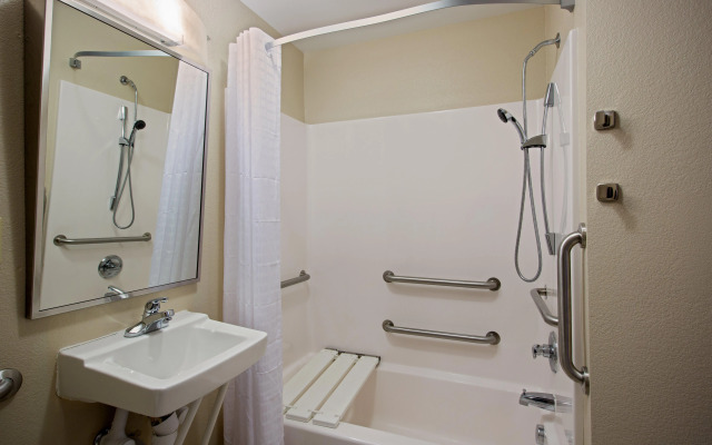 Candlewood Suites Indianapolis Northwest by IHG