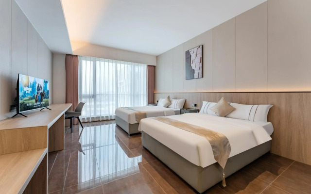 Yicheng Apartment PaZhou Poly World Center