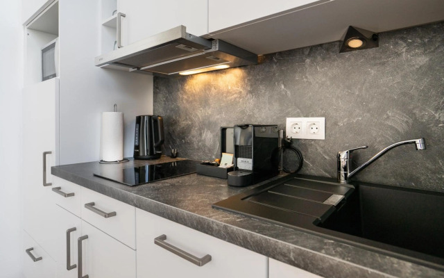 FeelGood Apartments LakeLiving I contactless check-in