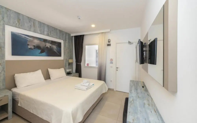 Seafront Flat With Excellent Sea View in Bodrum