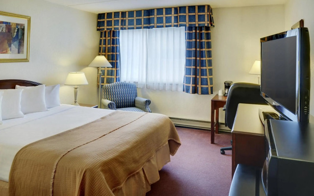 Travelodge by Wyndham Ottawa East